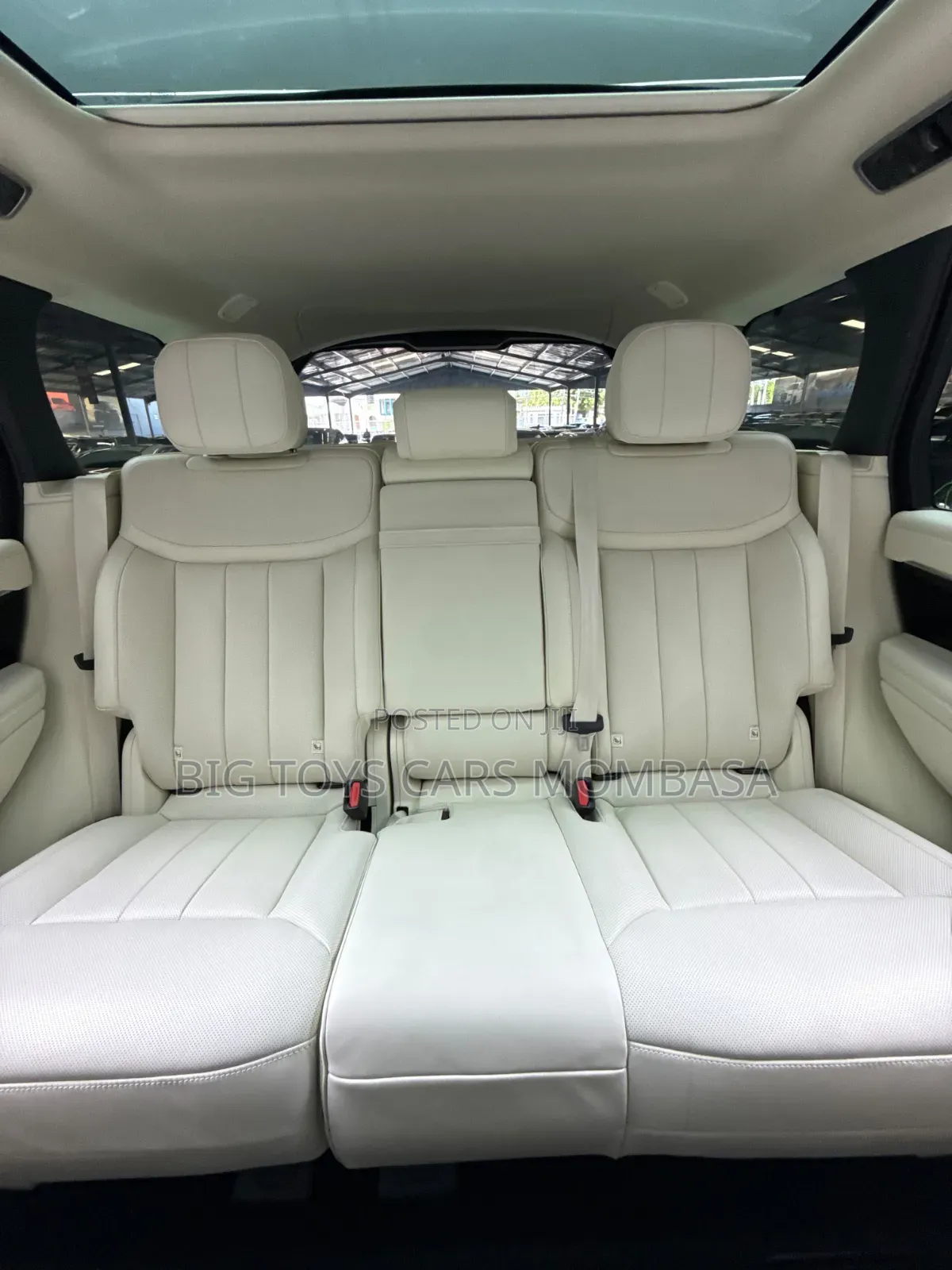 Rover 400 2019 White