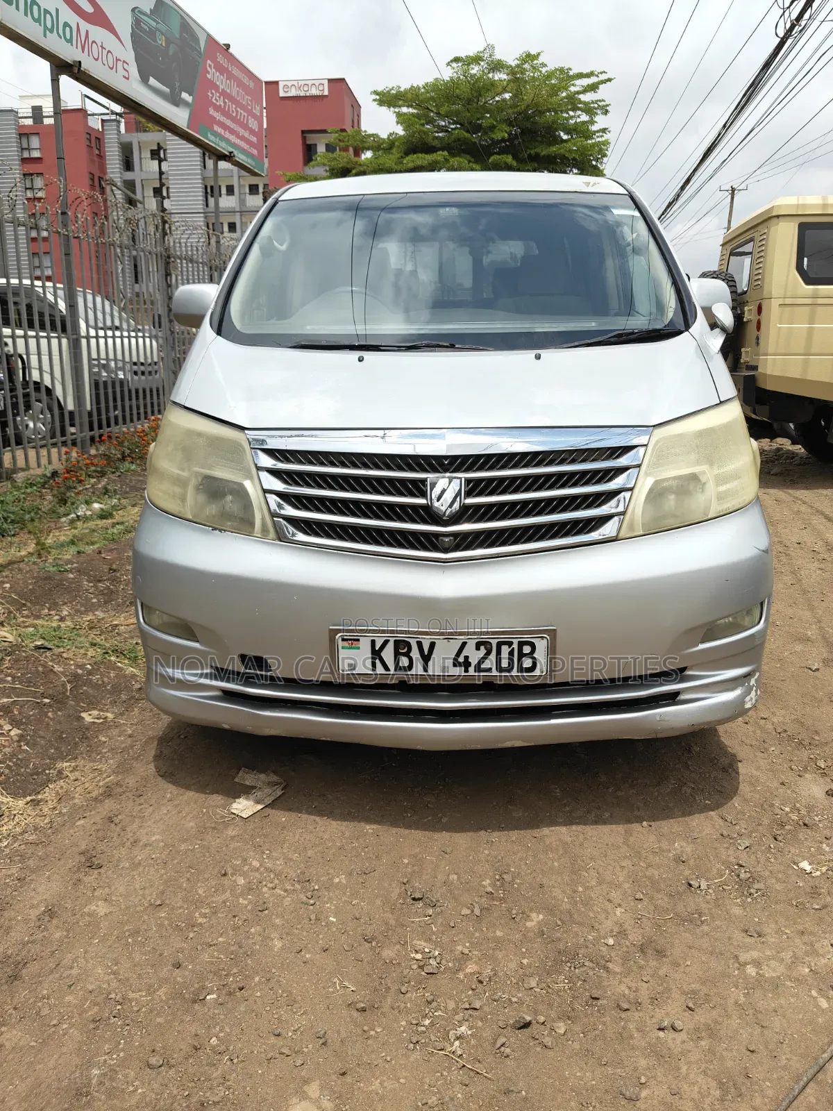 Toyota Alphard 2.4 Petrol FWD 2006 Silver