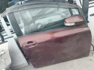 Vitz 2008 RHS Door