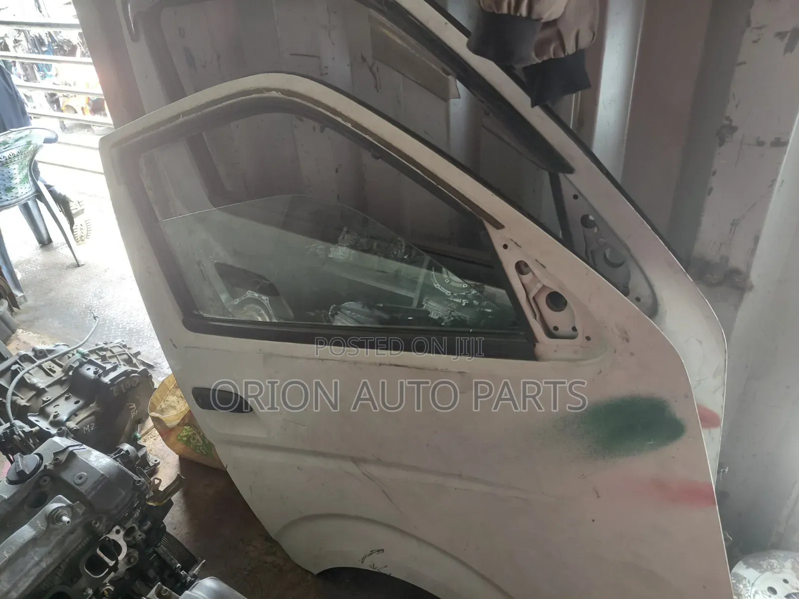 Hiace 7L Doors