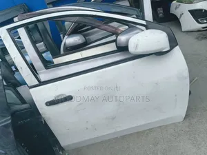 Nissan Ad Front Door
