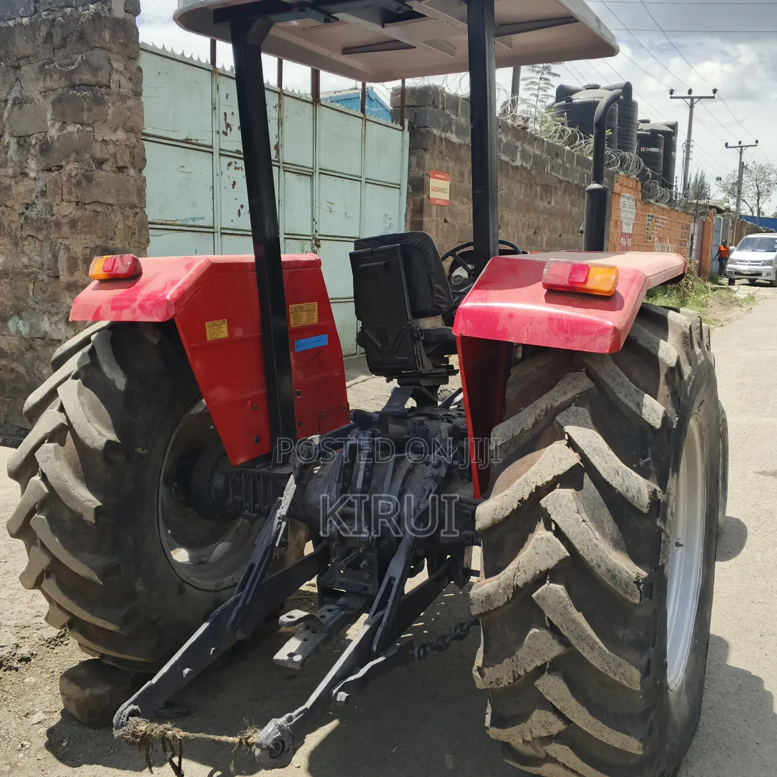 Massey Ferguson 375E Tractor