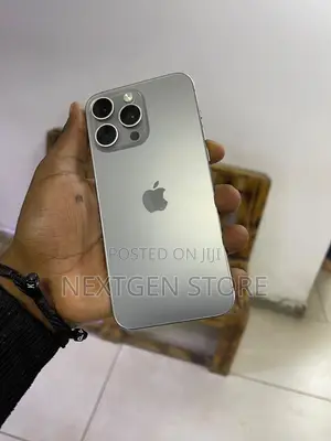 Apple iPhone 15 Pro Max 256 GB Silver