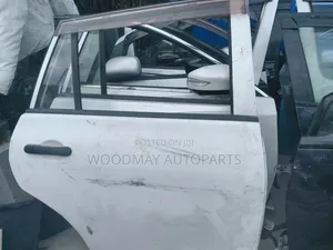 Nissan Ad Rear Door