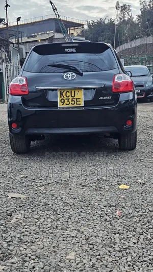 Toyota Auris 2012 Black