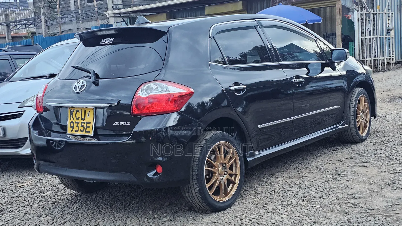 Toyota Auris 2012 Black