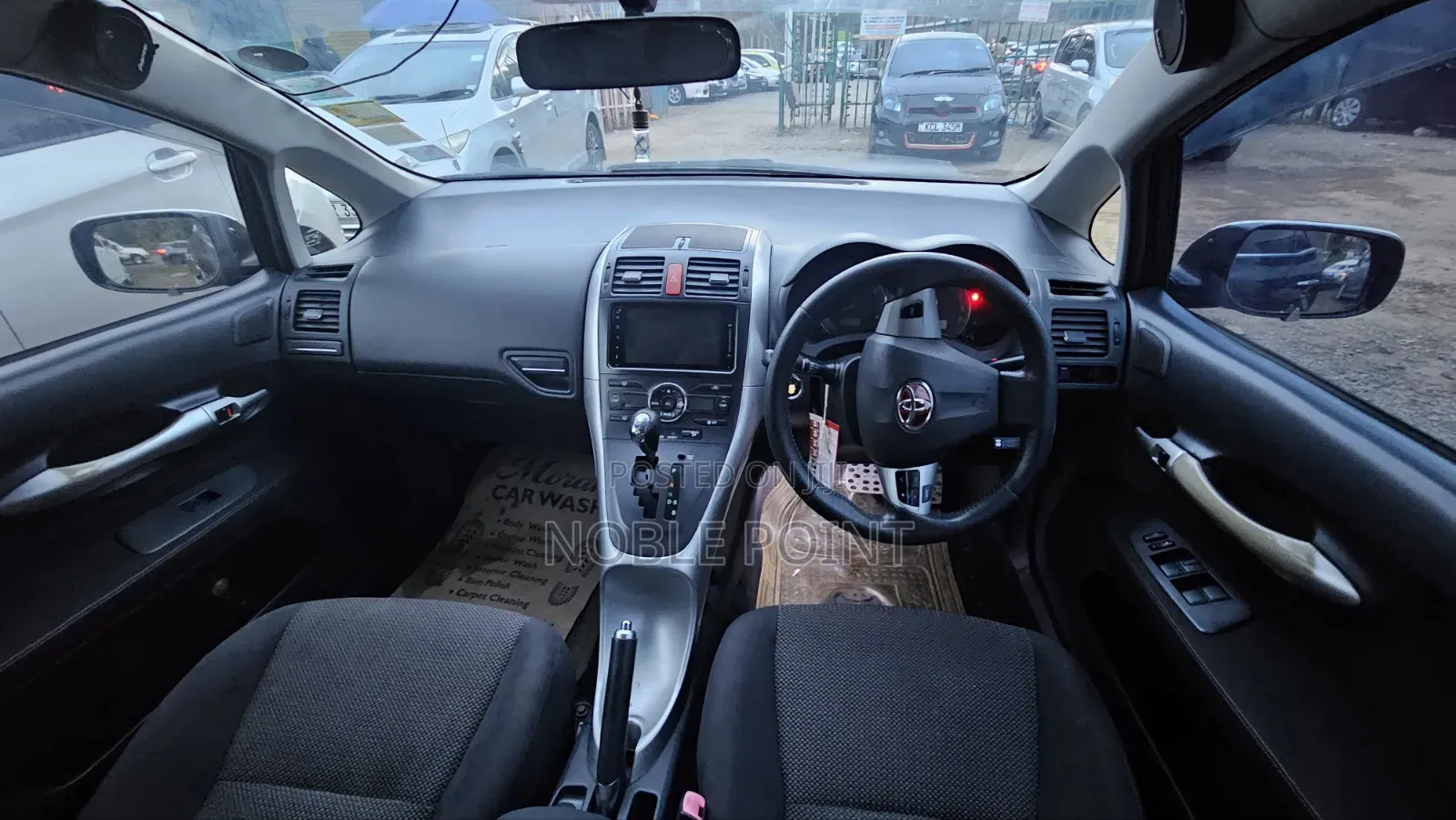 Toyota Auris 2012 Black
