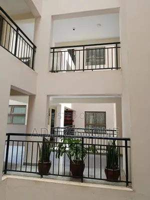 3bdrm Apartment in Muthangari for sale