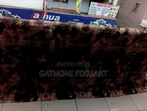 Beautiful Soft Patch Design Fluffy Carpet for Modern Homes
