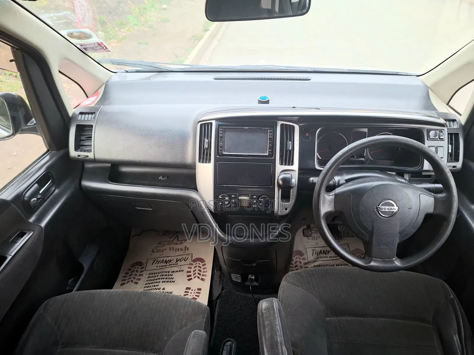 Nissan Serena 2008 Silver