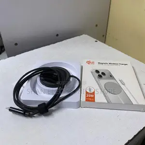 Q12 Magnetic Wireless Phone Charger With Slim Portable Design