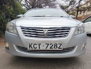 Toyota Premio 2013 Silver