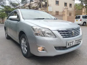 Toyota Premio 2013 Silver