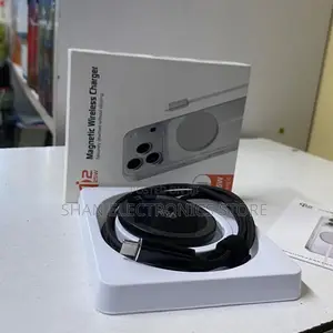 Portable Q12 Magnetic Phone Charging Pad With Compact Design