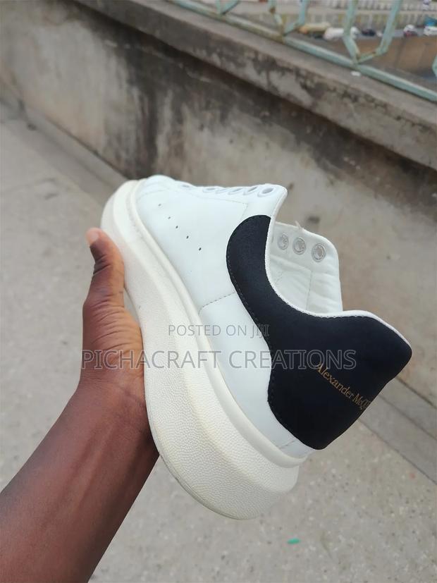 Alexander McQueen Size 41 - thumbnail 4