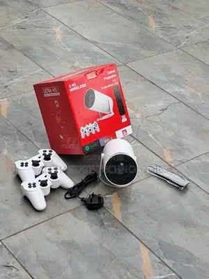 HY300 Portable WiFi 6 Projector With Wireless Game Controllers