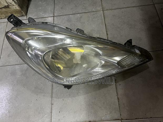 Honda Fit 2012 Headlight Non Xenon - main view