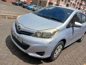 Toyota Vitz 2013 Purple