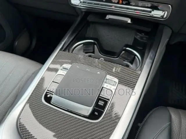 Mercedes-Benz G-Class 2024