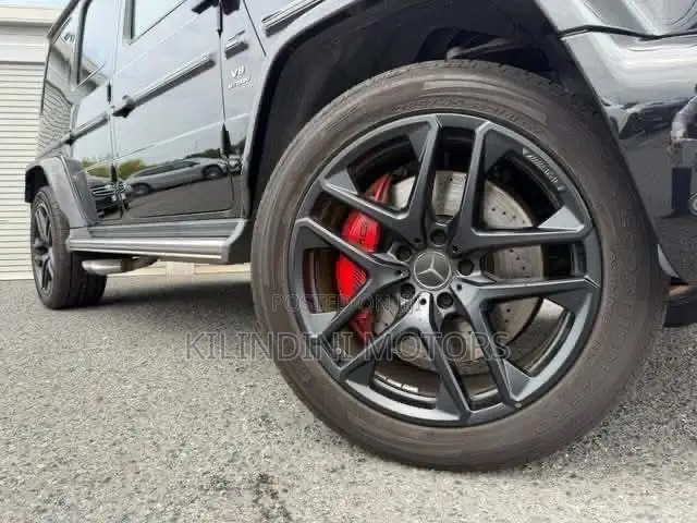 Mercedes-Benz G-Class 2024
