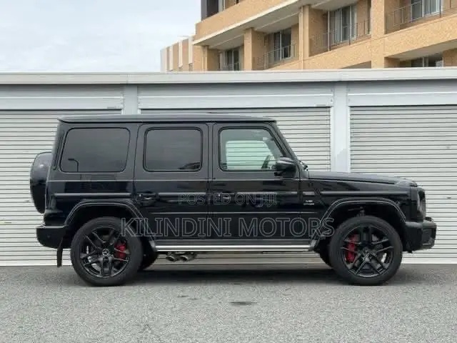 Mercedes-Benz G-Class 2024