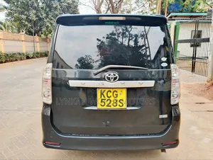 Toyota Voxy 2009 Black