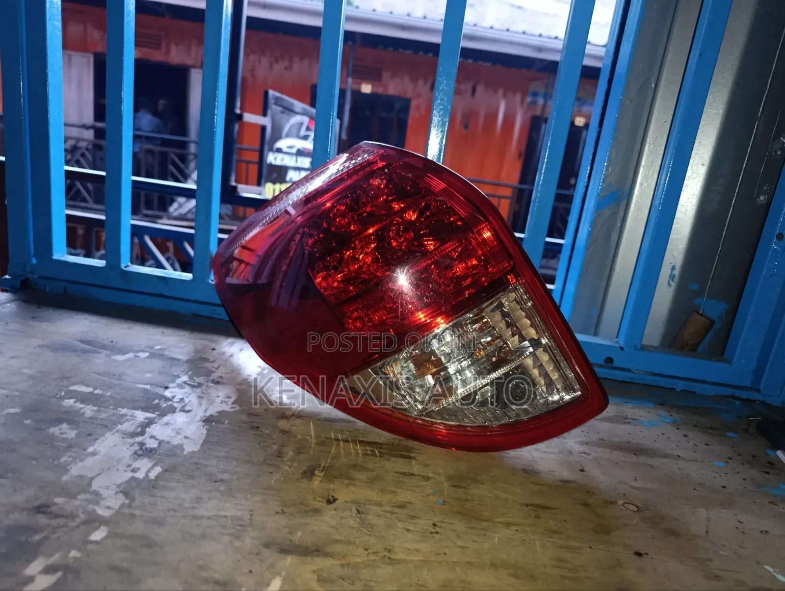 RAV4 2006/ Taillight