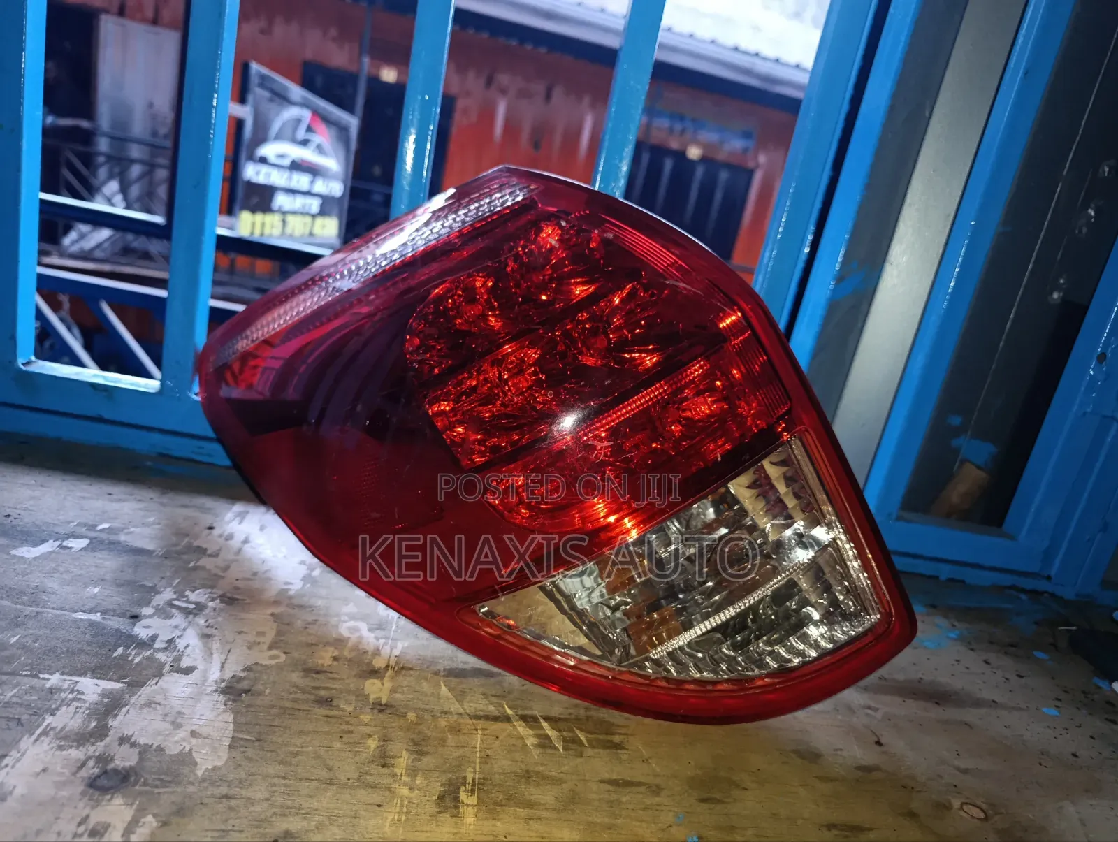 RAV4 2006/ Taillight