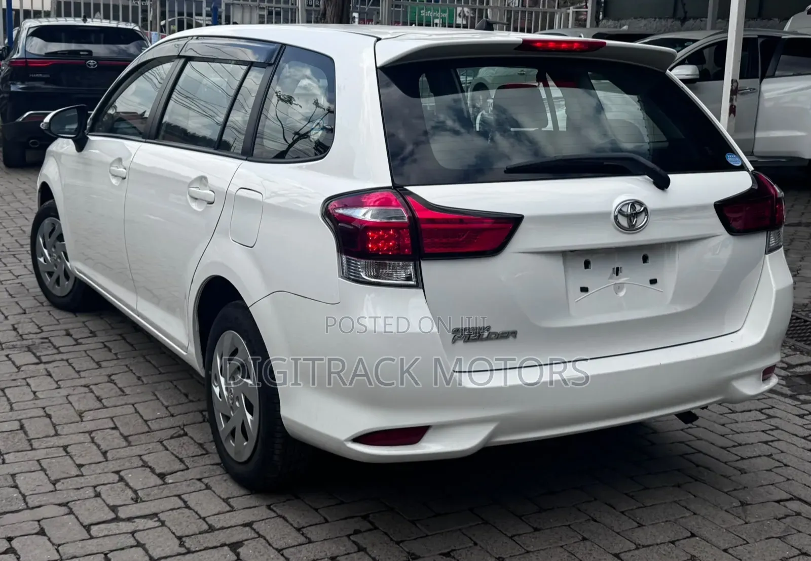 Toyota Corolla Fielder 2019 White