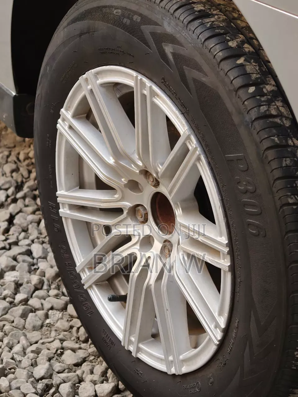Nissan Bluebird 2009 Silver