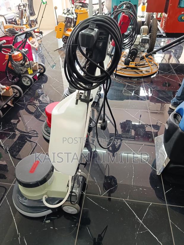 Astramilano Floor Scrubber/ Floor Scrubbing Machine - thumbnail 2