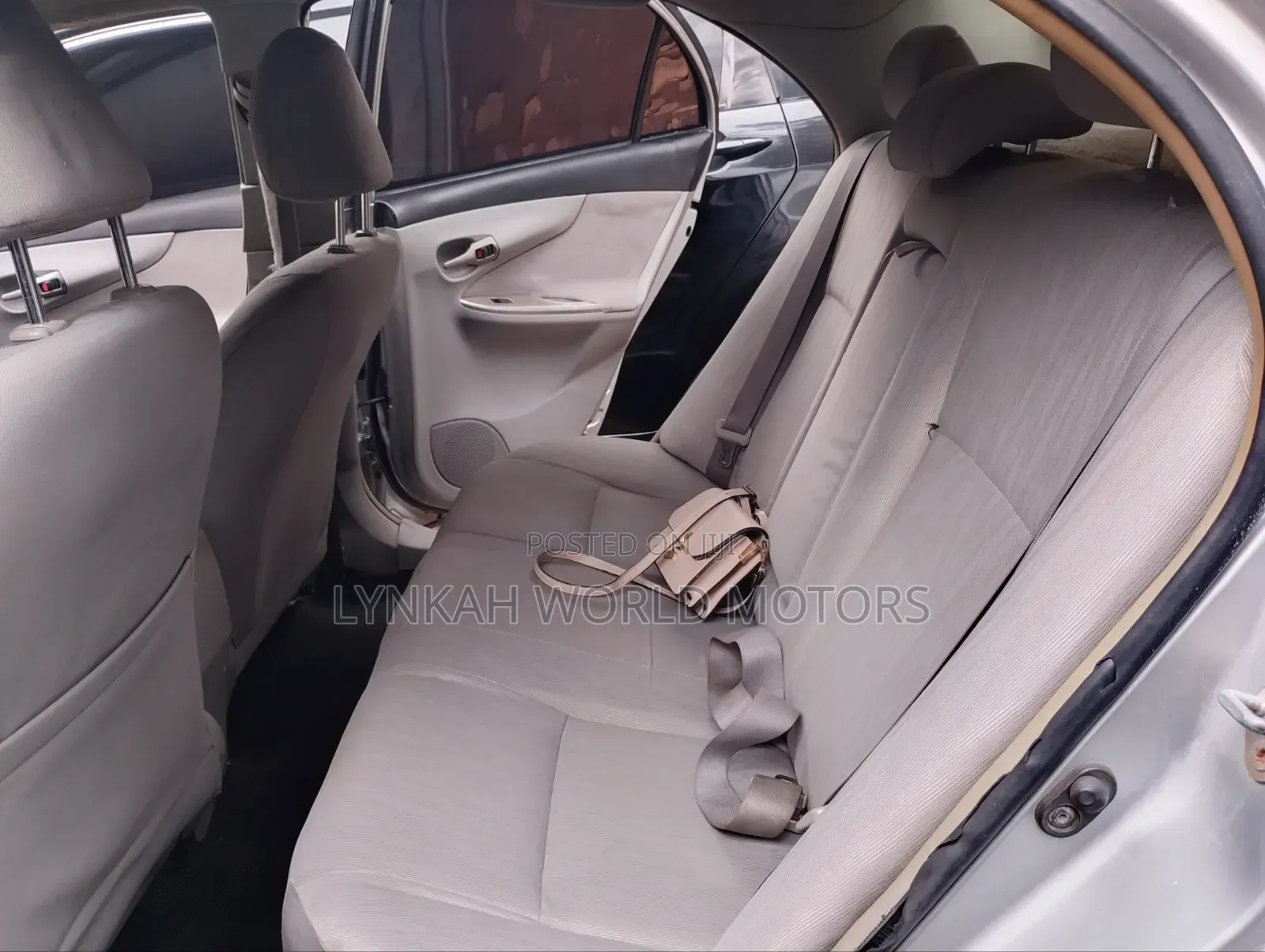 Toyota Axio 2007 Silver