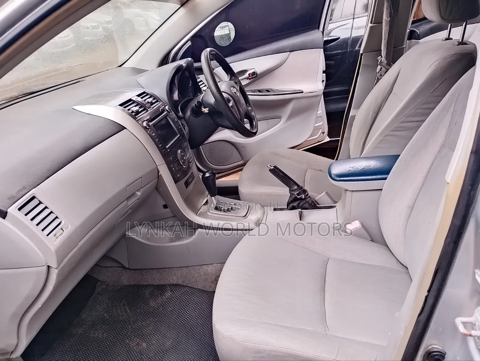 Toyota Axio 2007 Silver