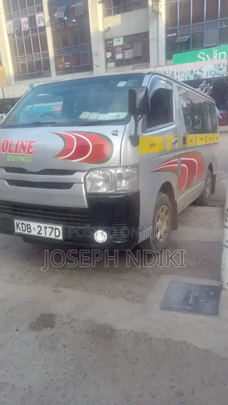 Toyota HiAce 2014 Silver