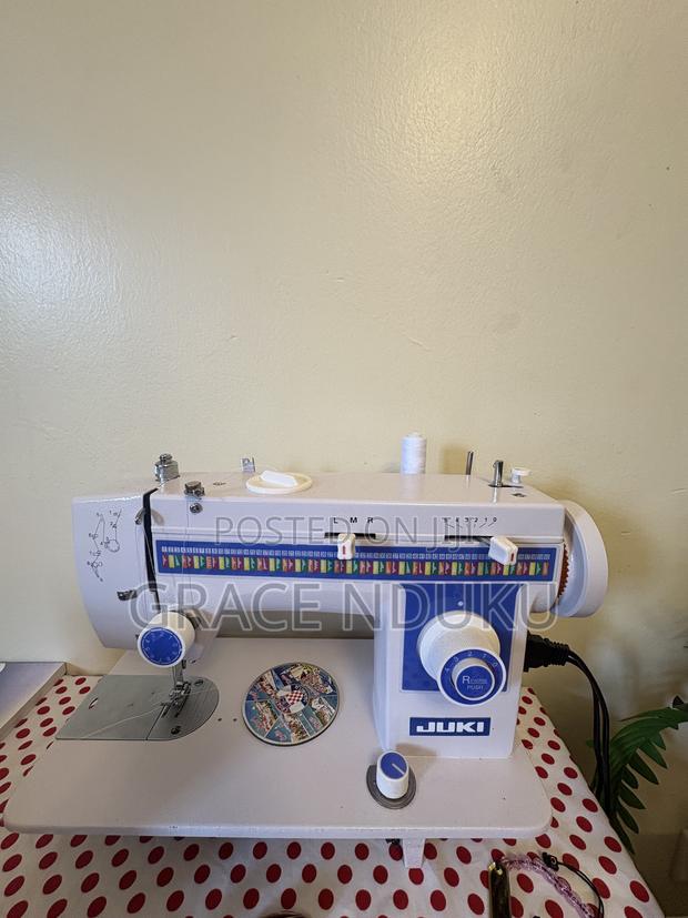 Sewing Machine Juki - thumbnail 2