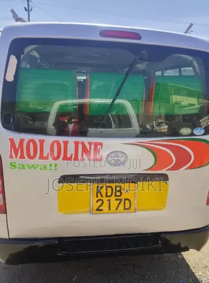 Toyota HiAce 2014 Silver