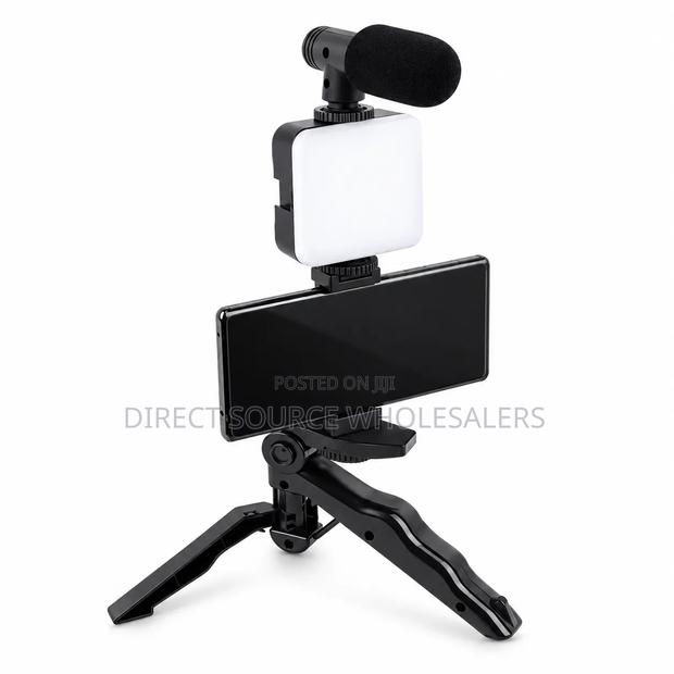 Smartphone Vlogging Kit With Microphone, LED Light & Tripod - thumbnail 2