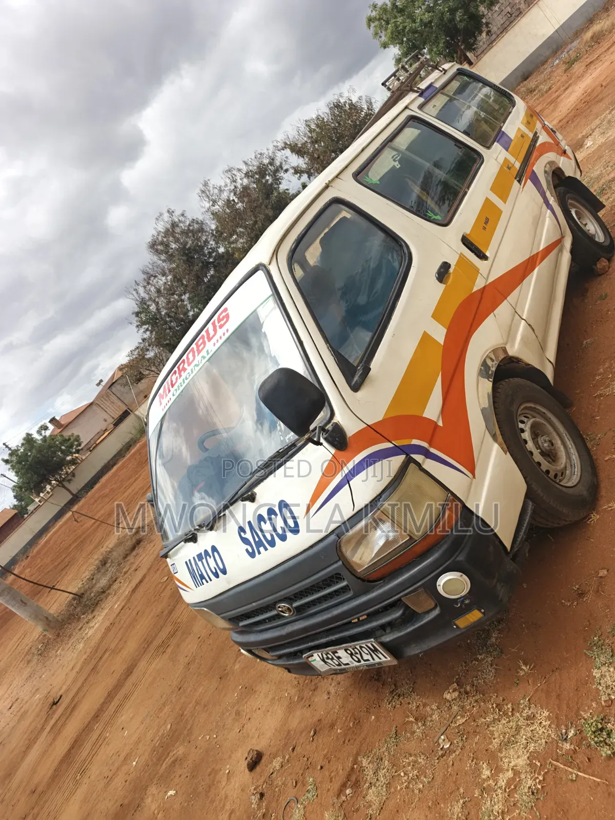 Toyota HiAce 1998 White