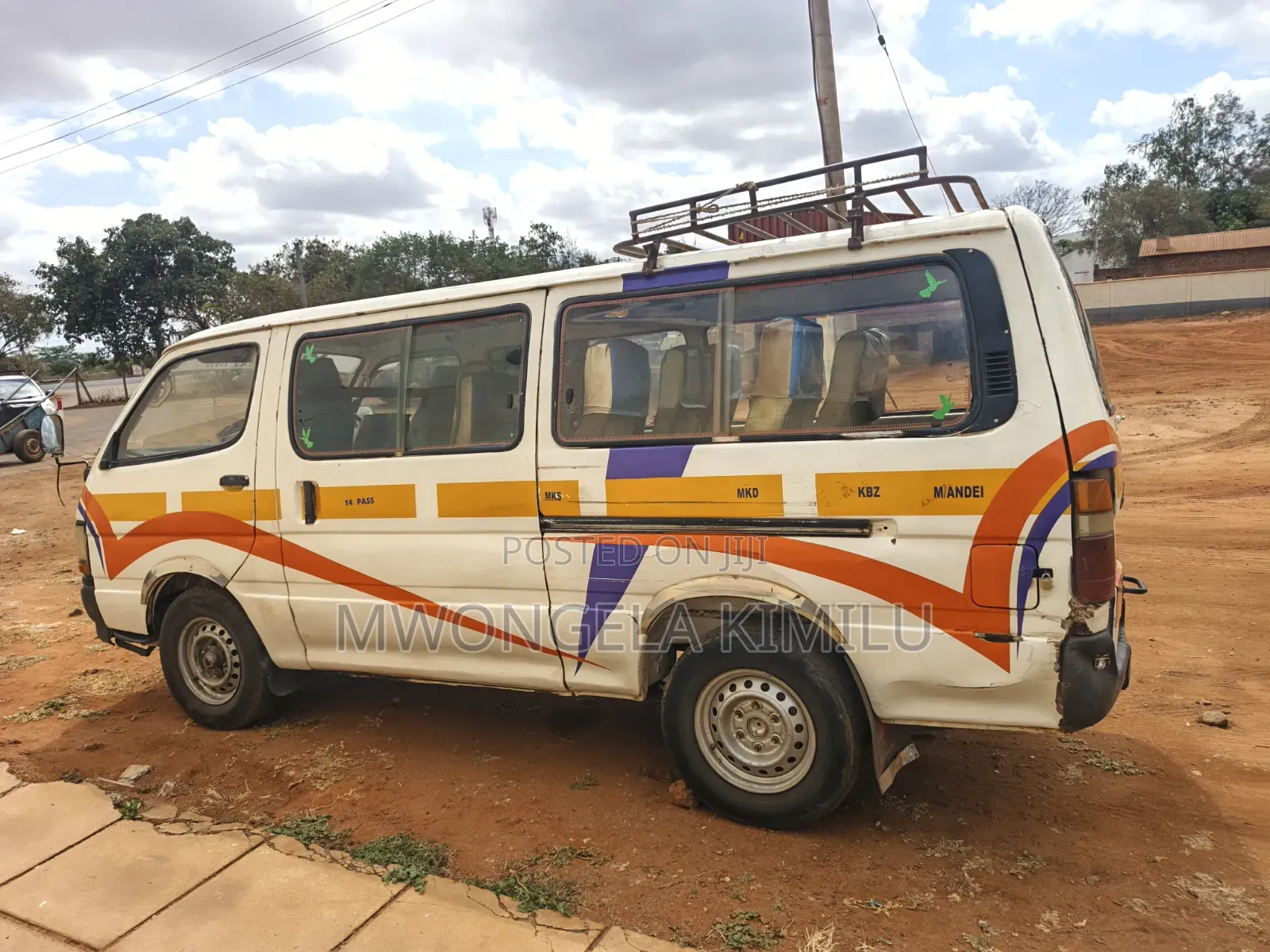 Toyota HiAce 1998 White