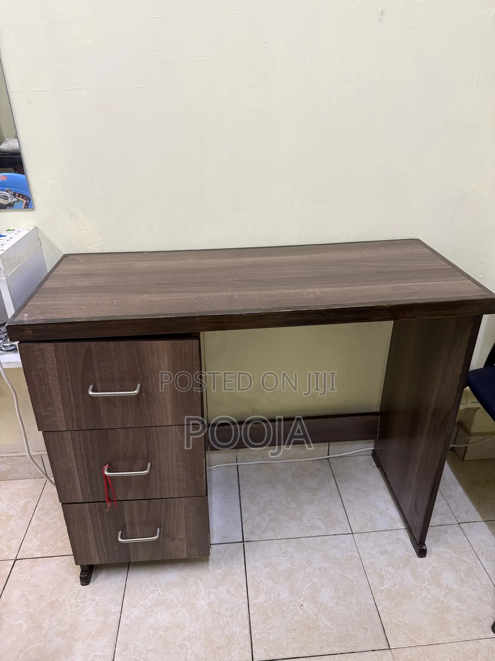 Nail Desk/ Table