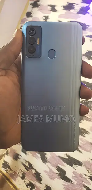 Tecno Camon 18i 128 GB Black