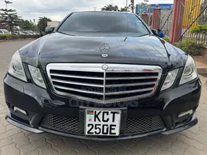 Mercedes-Benz E250 2012 Black