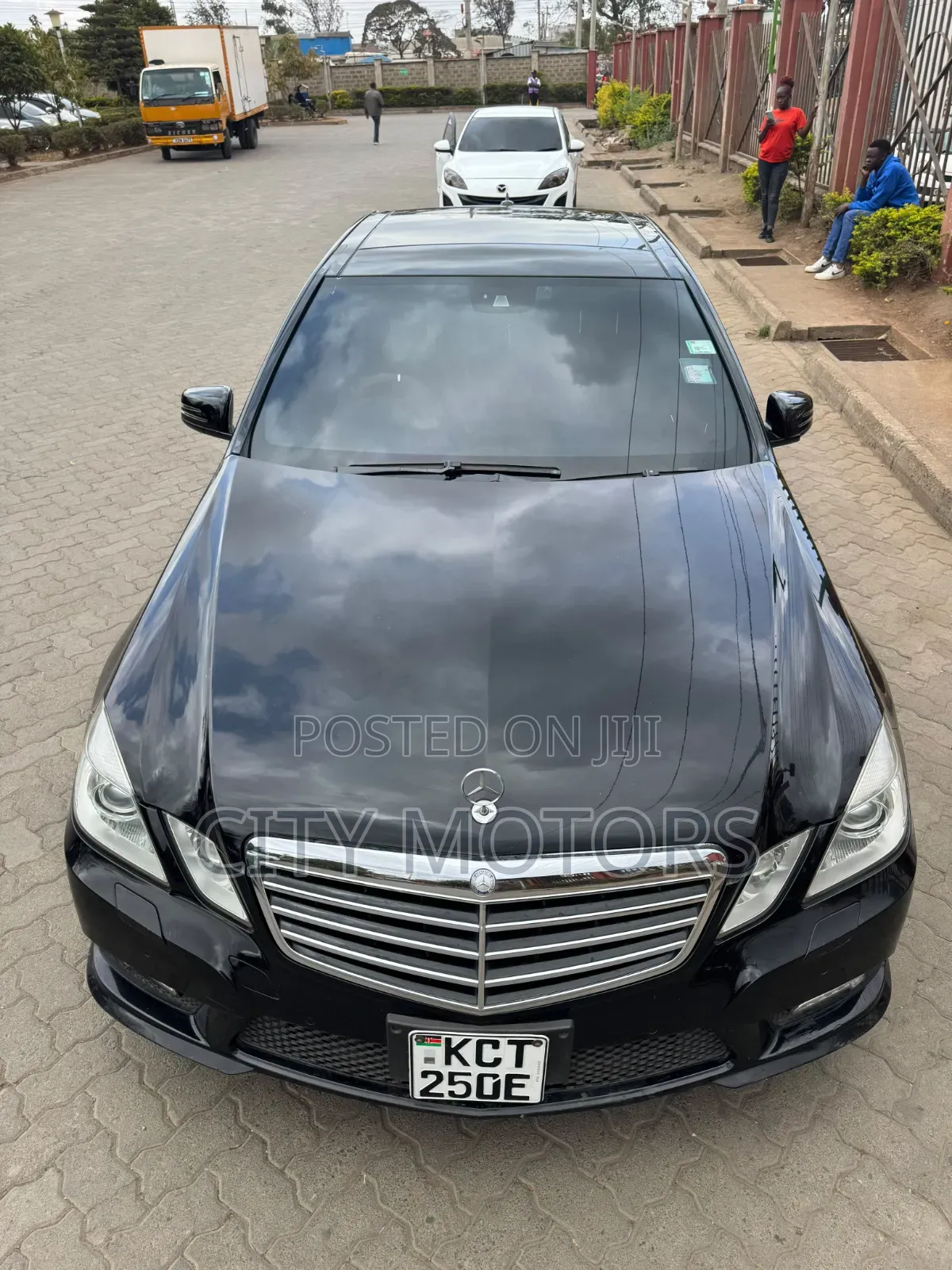 Mercedes-Benz E250 2012 Black