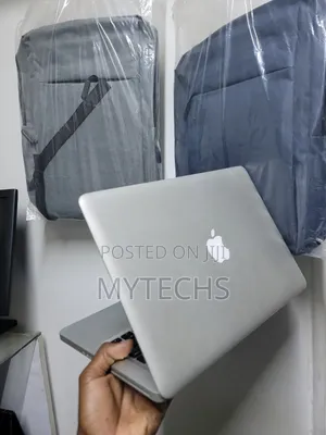 Laptop Apple MacBook 2012 8GB Intel Core i5 SSD 256GB