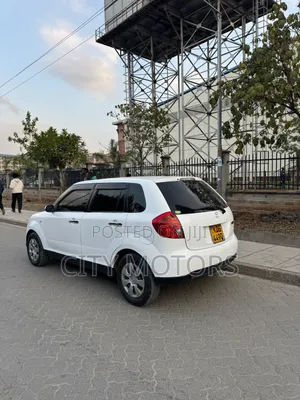 Mazda Verisa 2014 White