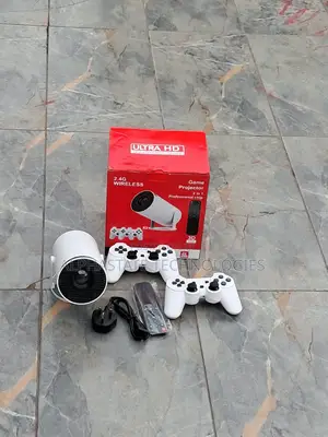HY300 Portable Home Theatre Projector With Game Controllers