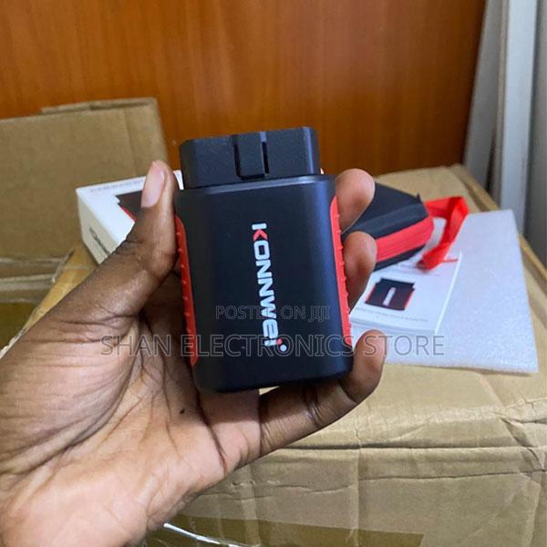 KDIAG Konnwei OBD2 Diagnostic Reader With Bluetooth Wireless Access - main view