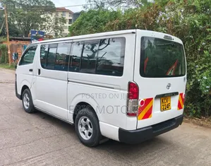 Toyota HiAce 2012 White