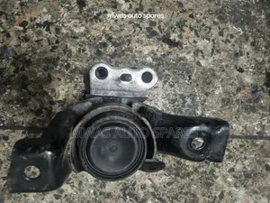 Toyota Fielder 162 , 2zr Engine Mounting