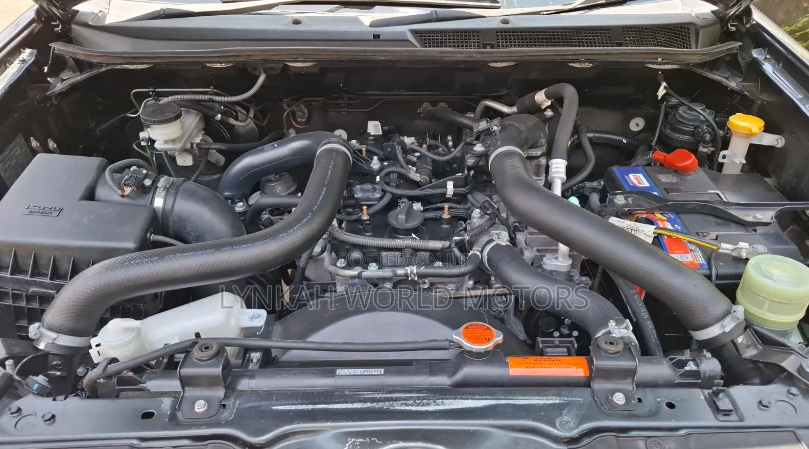 Isuzu D-MAX 2021 Gray